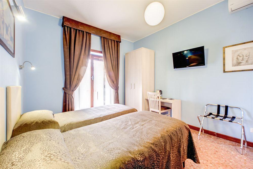 Domus Cornelia Bed & Breakfast Rome Exterior photo